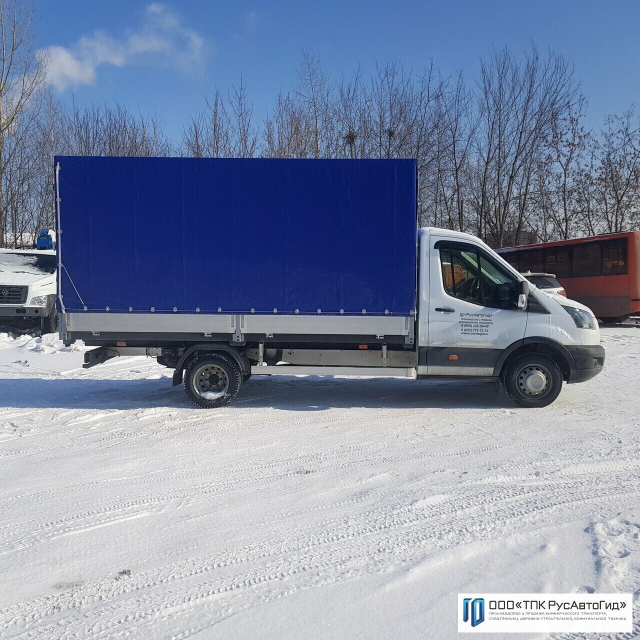 Грузовик Ford Transit с европлатформой